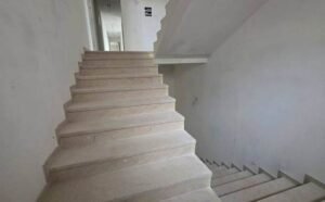 Finished staircase flight